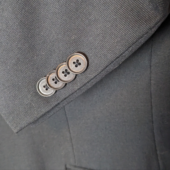 Kenneth Cole Reaction, 2-button Sport Coat, 42R, Black - Picture 7 of 7